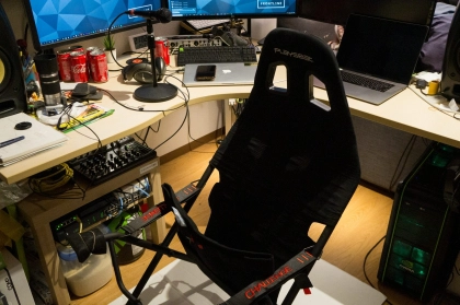 折りたたみ可能なレースシム用シート「Playseat Challenge」を買ったので開封&レビュー (G29の装着についても) |  FRONTL1NE (フロントライン)