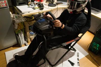 折りたたみ可能なレースシム用シート「Playseat Challenge」を買った