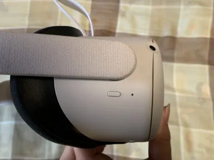 最強のスタンドアローン型VR HMD「Oculus Quest 2」が届いたので開封し